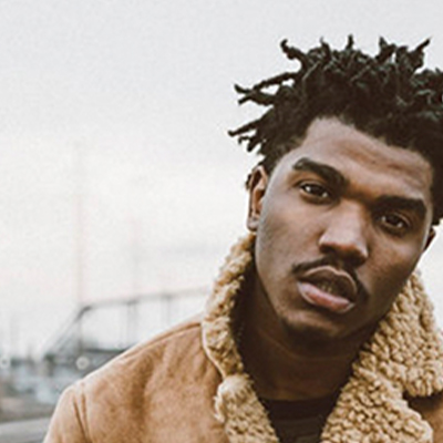 Picture of smino on a Train Tracks